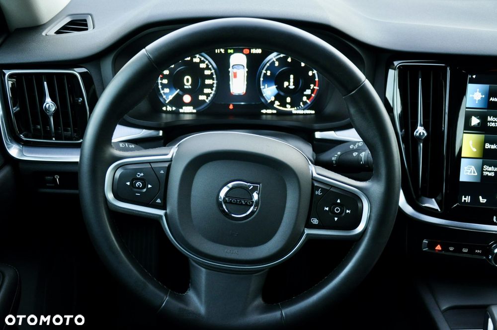 Volvo V60 B3 B Geartronic Momentum Pro - 24
