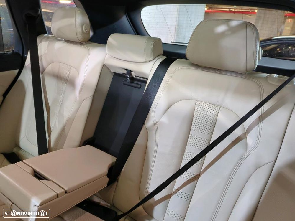 BMW X5 45 e xDrive Pack M - 8