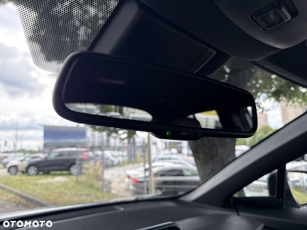 Toyota C-HR 1.8 Hybrid Style - 28