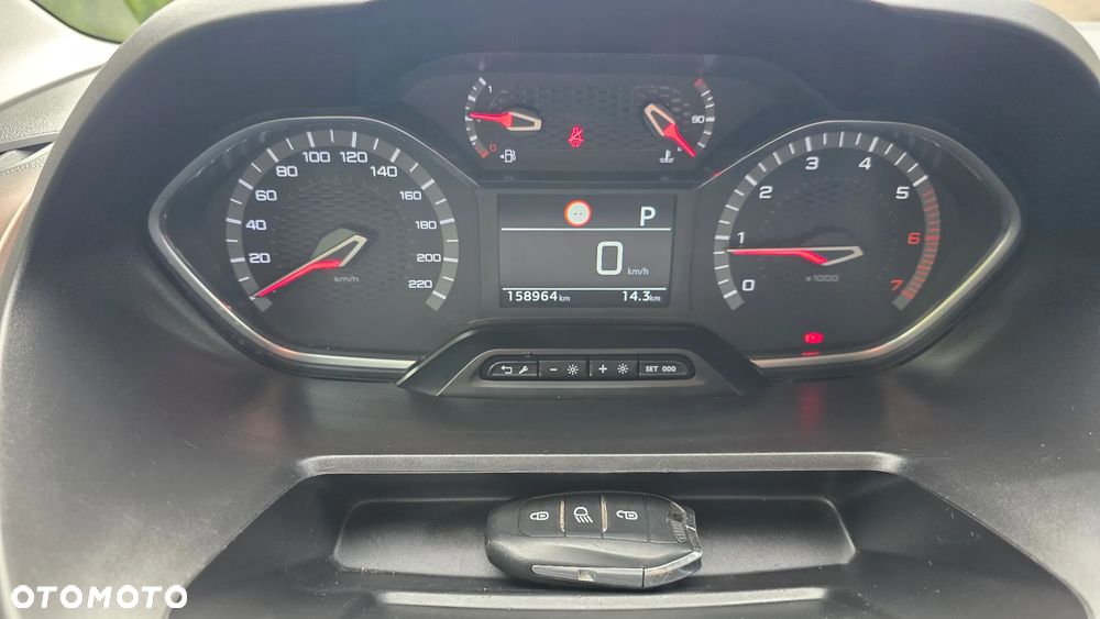 Peugeot Rifter 1.5 BlueHDI GT Line S&S - 18