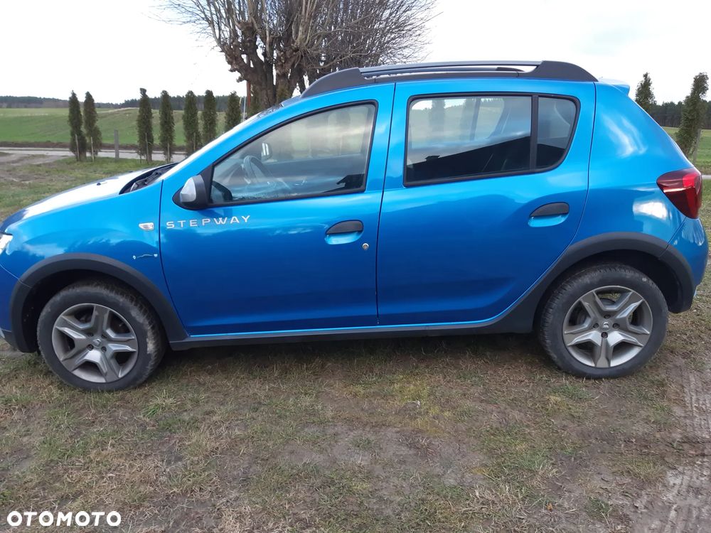 Dacia Sandero TCe 90 Laureate - 8