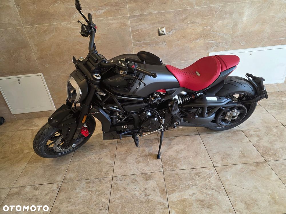 Ducati Diavel - 1