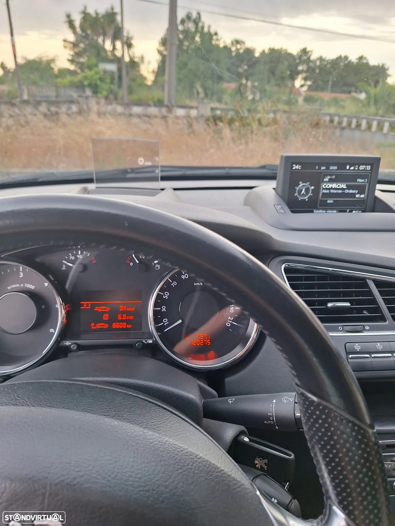 Peugeot 5008 1.6 BlueHDi Allure - 4