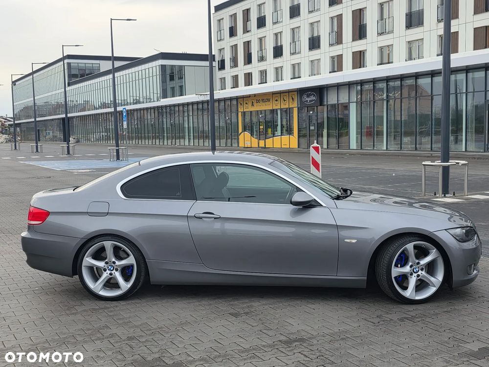 BMW Seria 3 335i M Sport Edition - 23