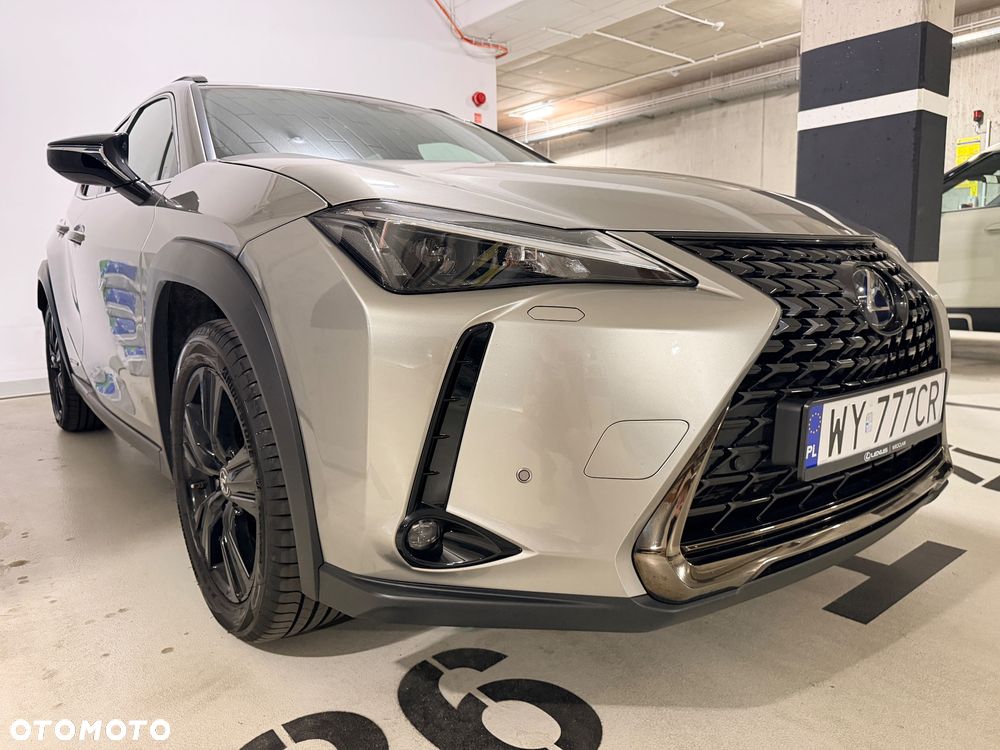 Lexus UX - 7