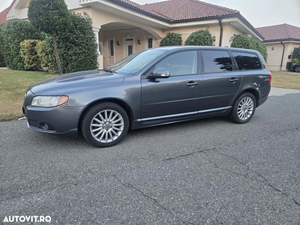 Volvo V70 2.4 D AWD Aut - 4