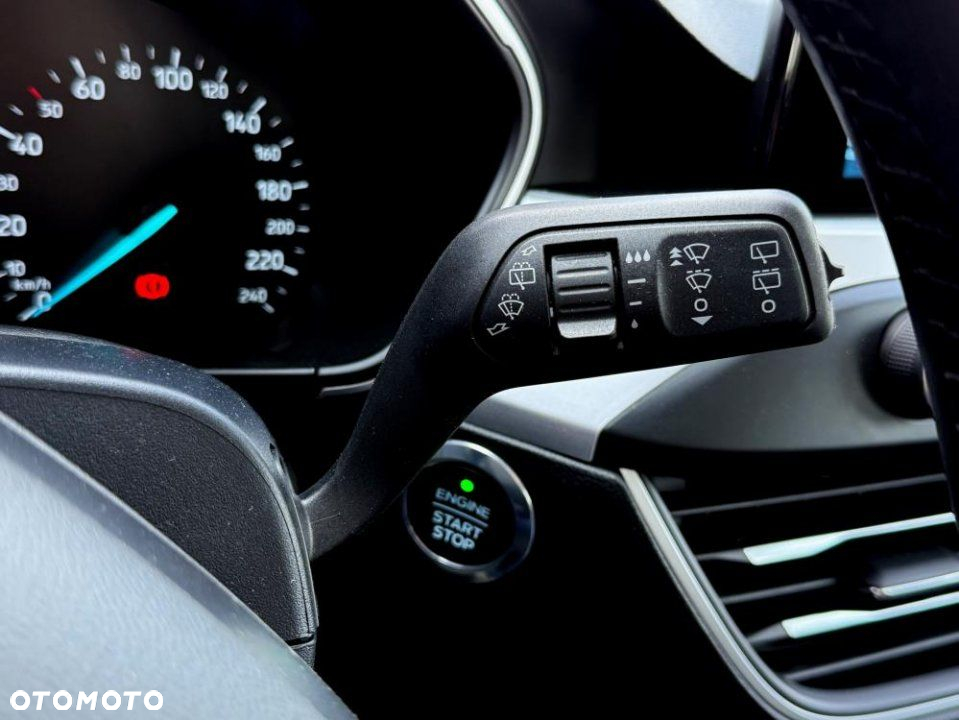 Ford Focus - 19