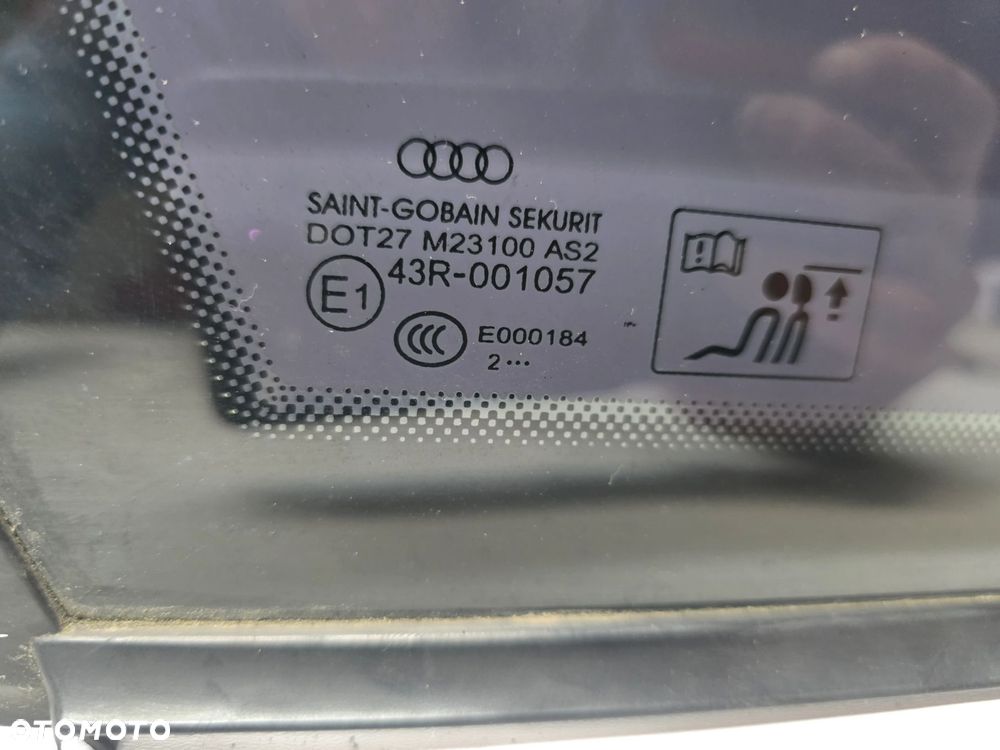 SZYBA KAROSERYJNA LEWY TYŁ AUDI A3 8V4 2012 ROK POD CHROM - 10