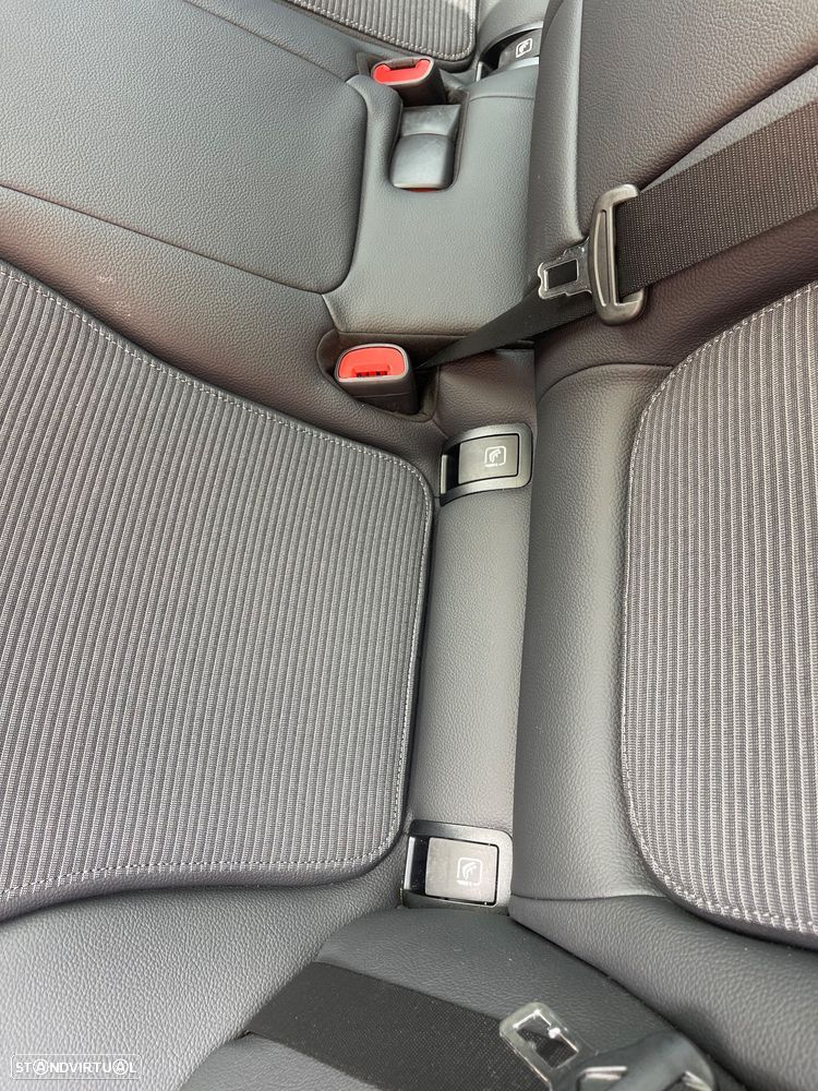 Mercedes-Benz C 300 de 4Matic T 9G-TRONIC Avantgarde - 13