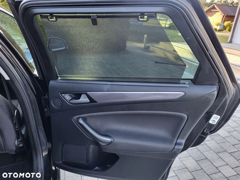 Ford Mondeo 2.0 EcoBoost Titanium - 18