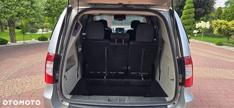 Chrysler Town & Country 3.6 Touring - 13
