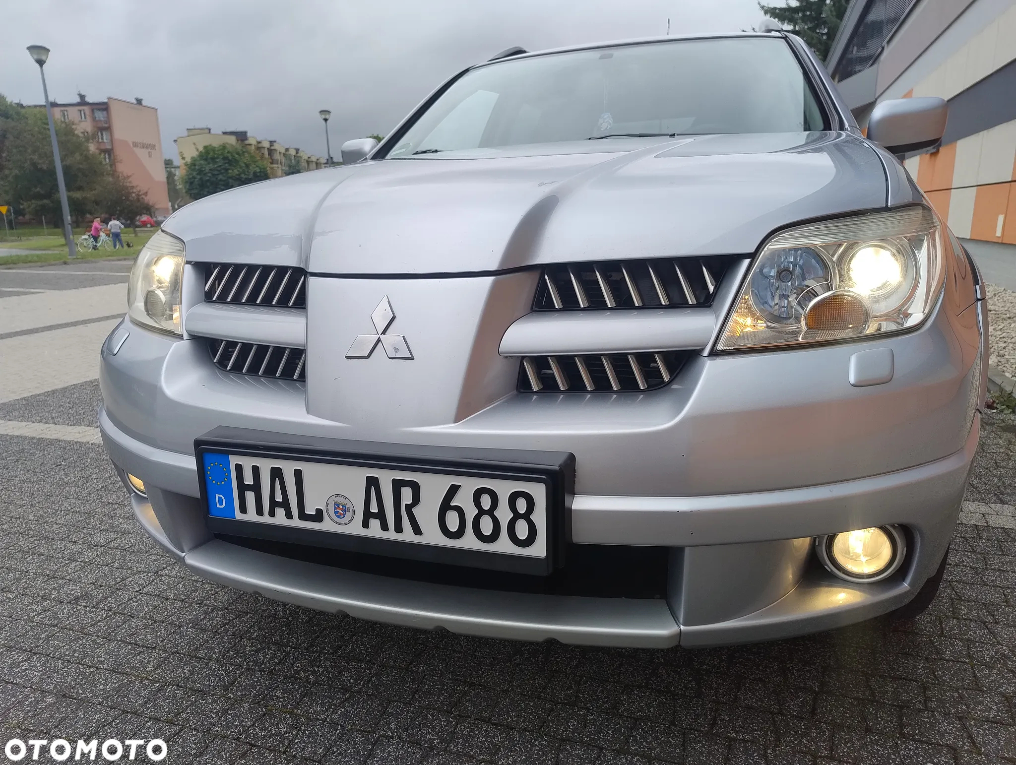 Mitsubishi Outlander 2.4 Automatik Dakar - 28