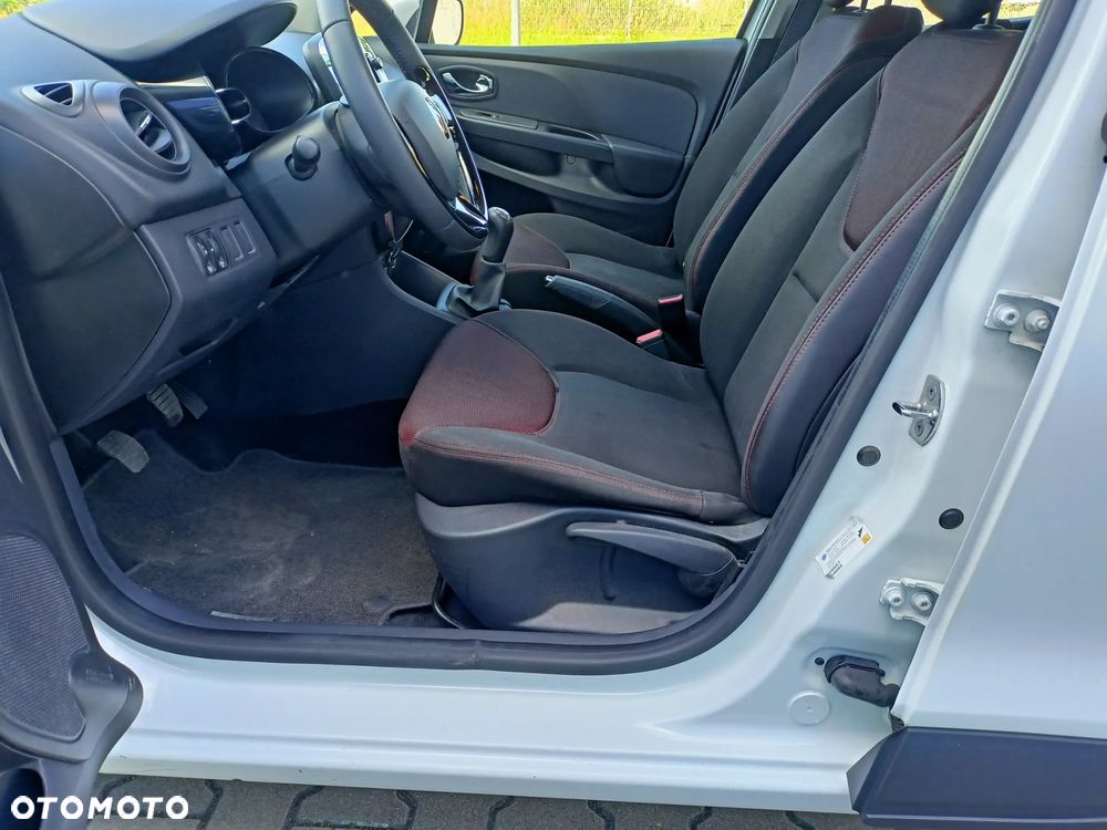 Renault Clio 1.2 16V 75 Life - 16