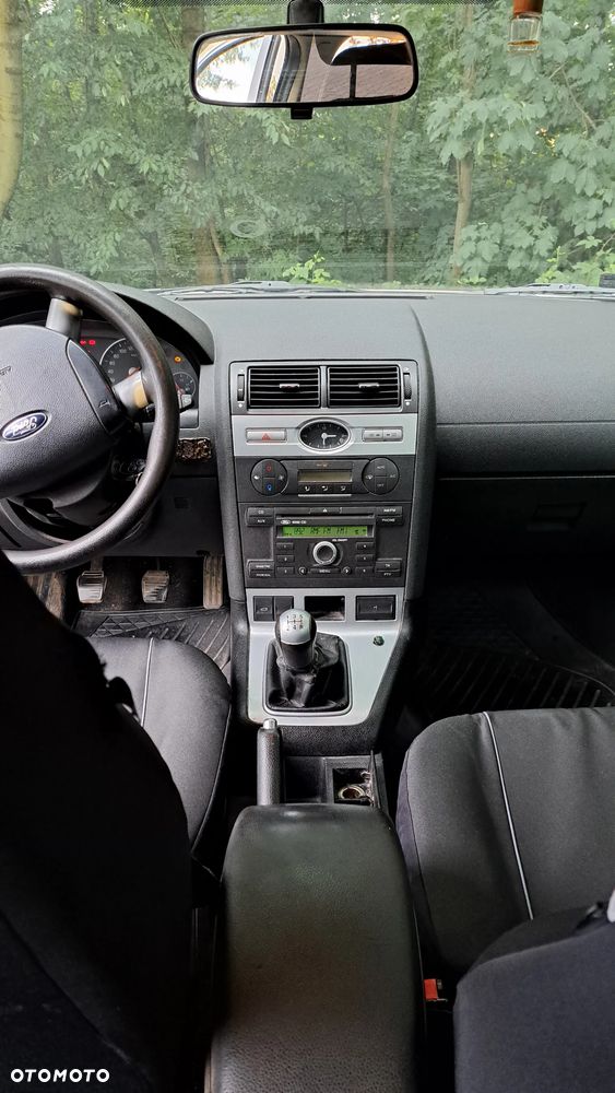 Ford Mondeo 1.8 Trend - 6