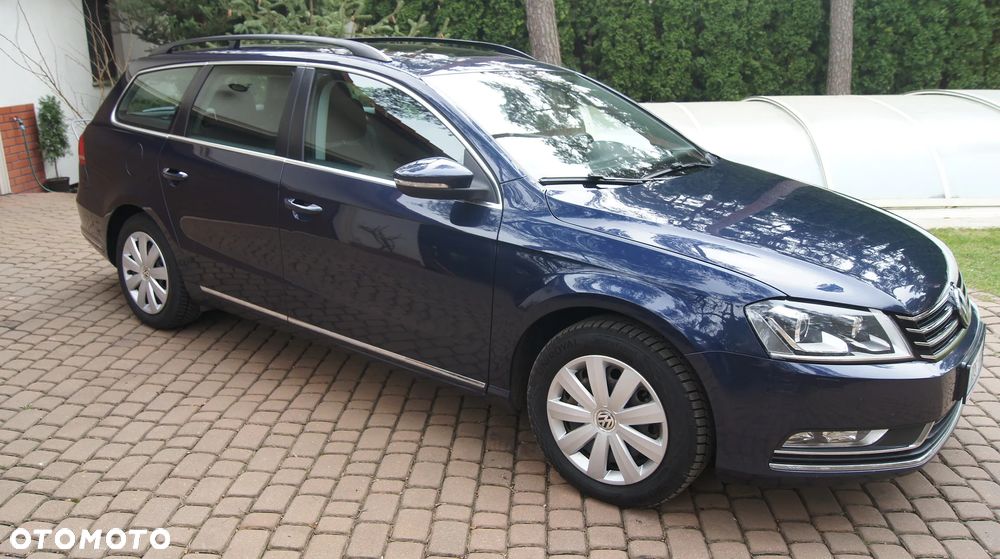 Volkswagen Passat Variant 2.0 TDI BlueMotion Technology Exclusive - 4