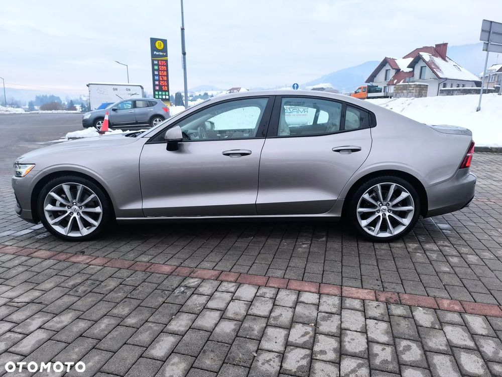 Volvo S60 T5 Momentum Pro - 7