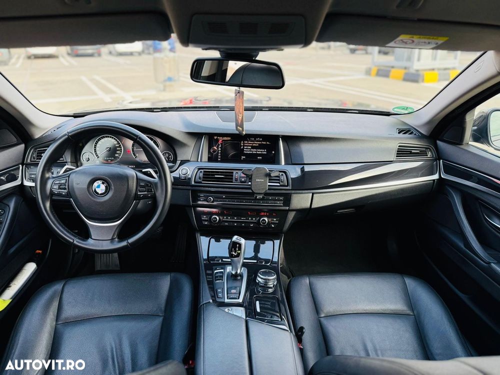 BMW Seria 5 525d xDrive Sport-Aut. Luxury Line - 7