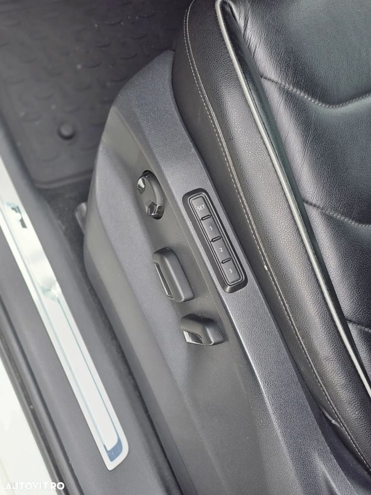 Volkswagen Tiguan 2.0 TDI DPF DSG 4Mot Highline - 11