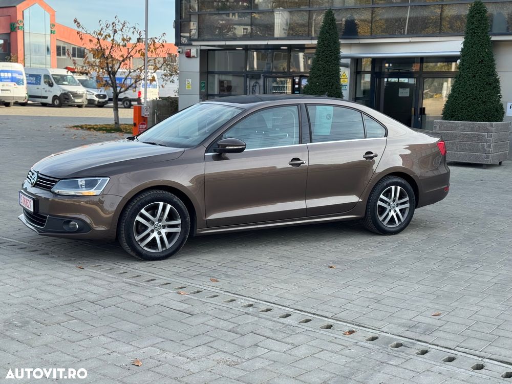 Volkswagen Jetta 1.4 TSI Highline - 29