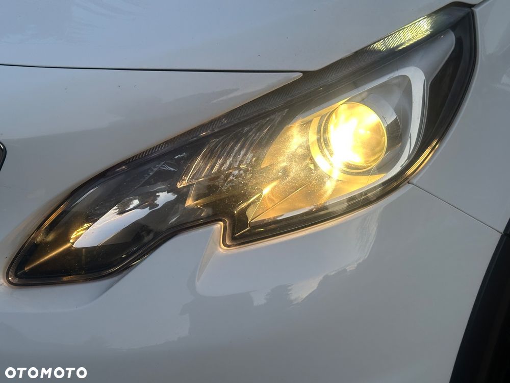 Peugeot 2008 BlueHDi FAP 120 STOP & START Allure - 40