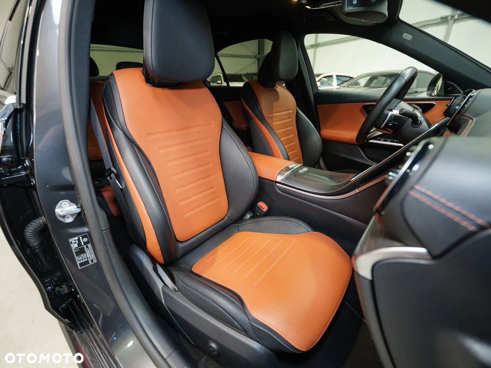 Mercedes-Benz Klasa C 220 d mHEV 4-Matic AMG - 22