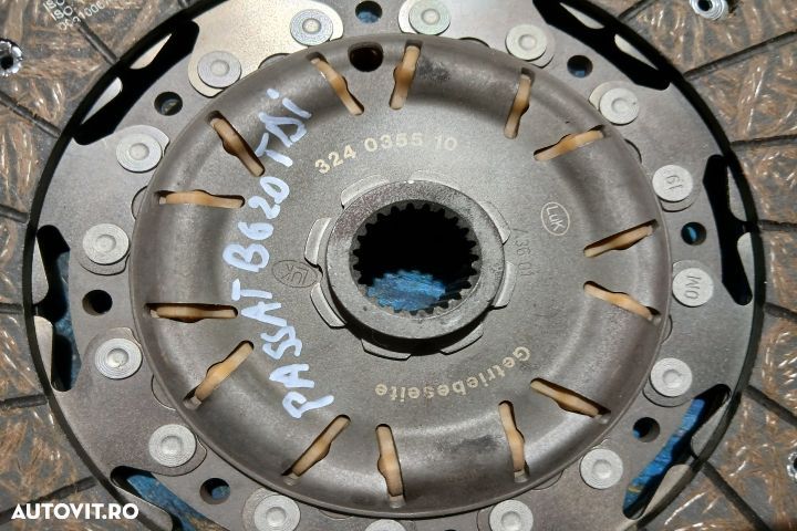 Disc ambreiaj 324035510 324035510 Volkswagen VW Passat B6 [2005 - 201 - 3