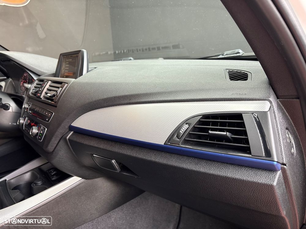 BMW 120 d Pack M - 43