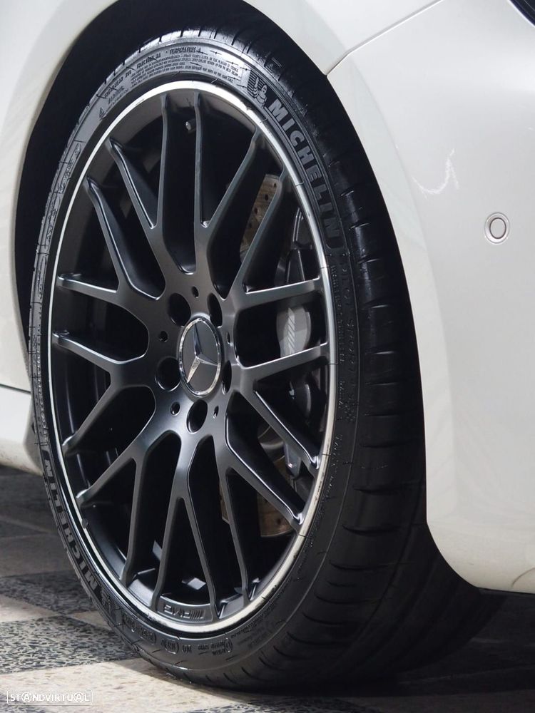Mercedes-Benz A 45 AMG 4-Matic - 5