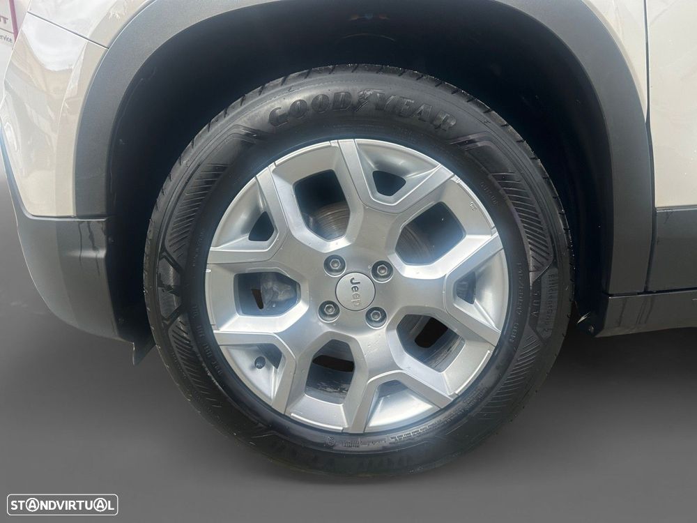 Jeep Avenger 1.2 GSE T3 Altitude - 14