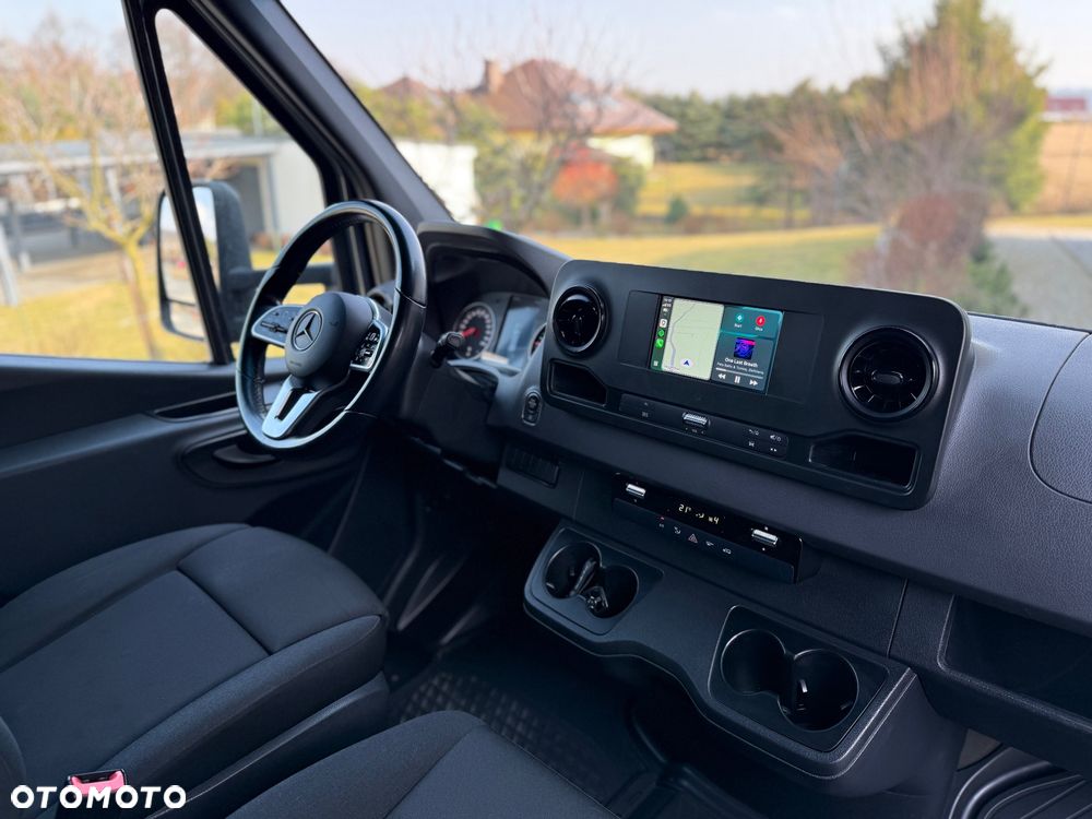 Mercedes-Benz SPRINTER - 19