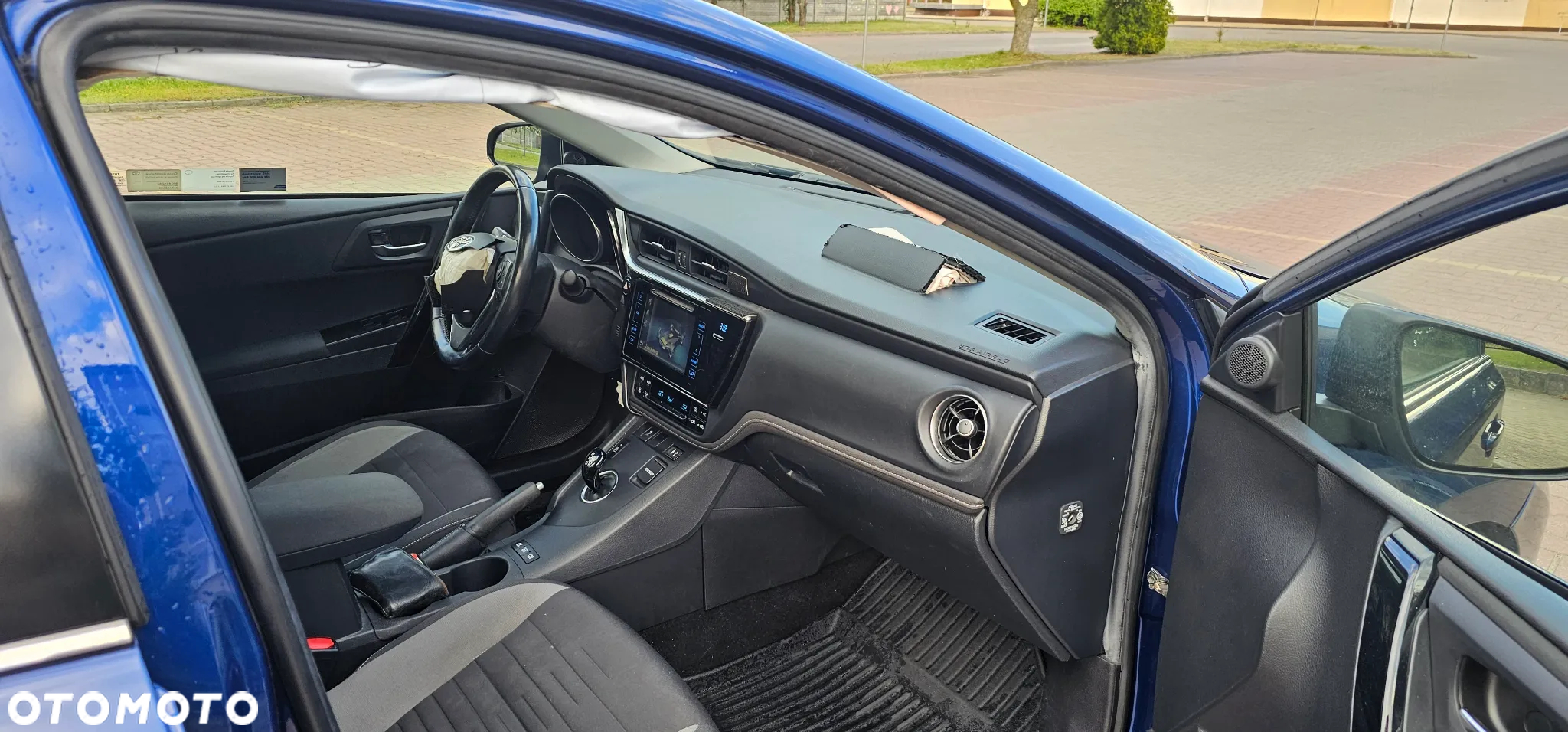 Toyota Auris Hybrid 135 Prestige - 15