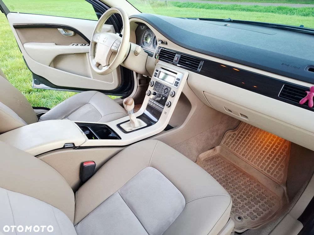 Volvo V70 - 18