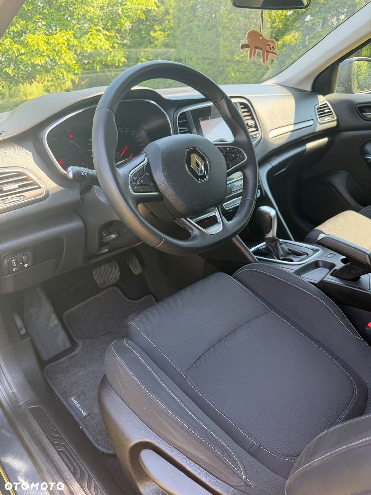 Renault Megane 1.5 Blue dCi Evolution EDC - 9
