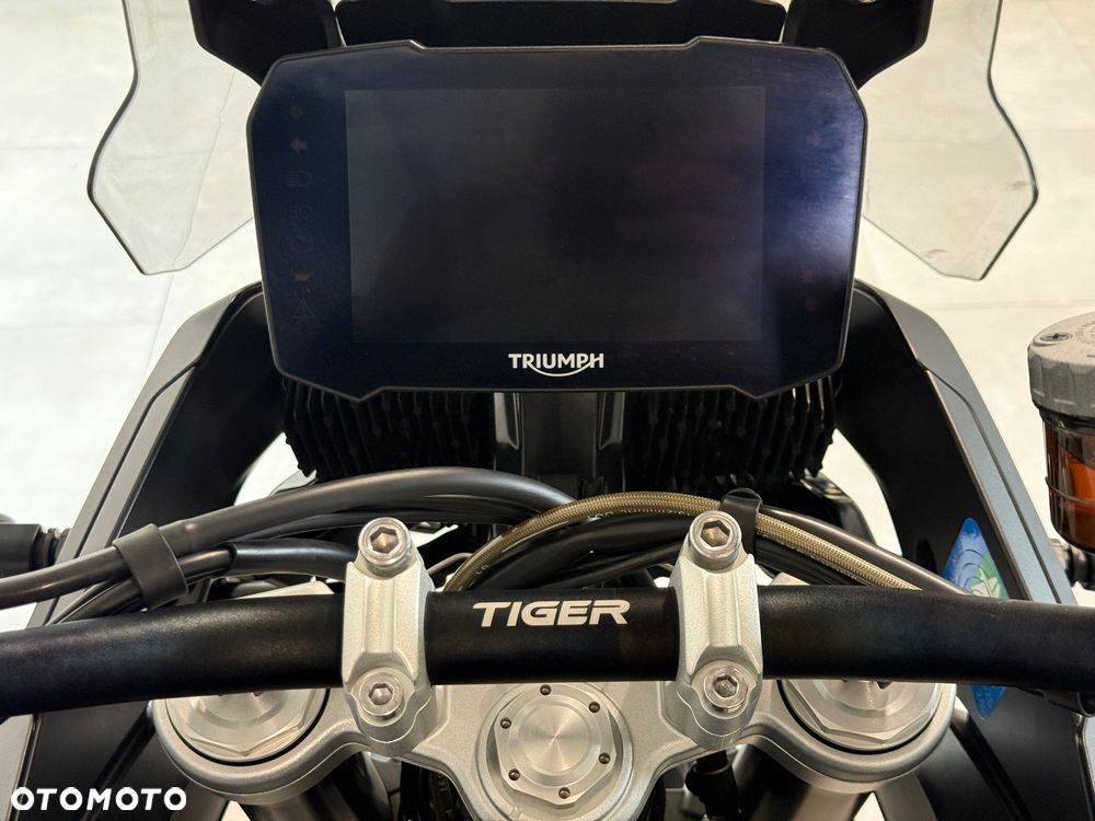 Triumph Tiger - 8