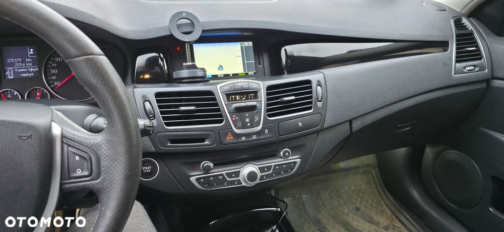 Renault Laguna dCi 150 FAP Bose - 8