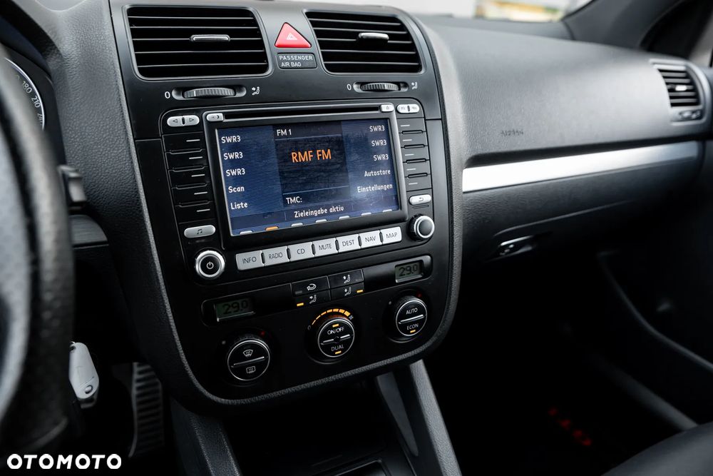 Volkswagen Golf 2.0 GTI - 28