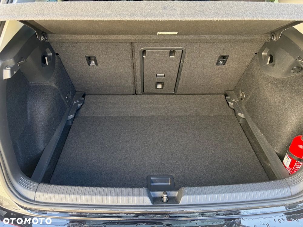Volkswagen Golf 1.5 eTSI EVO Style DSG - 13