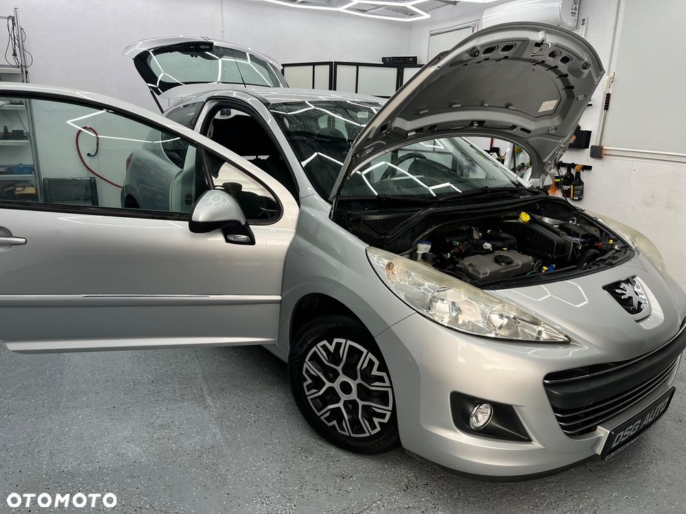 Peugeot 207 - 27