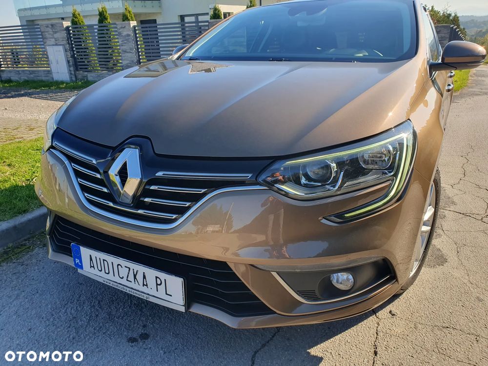 Renault Megane ENERGY TCe 130 BOSE EDITION - 13