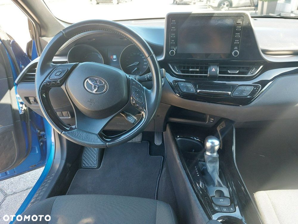 Toyota C-HR - 21