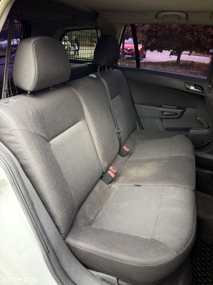 Opel Astra - 15