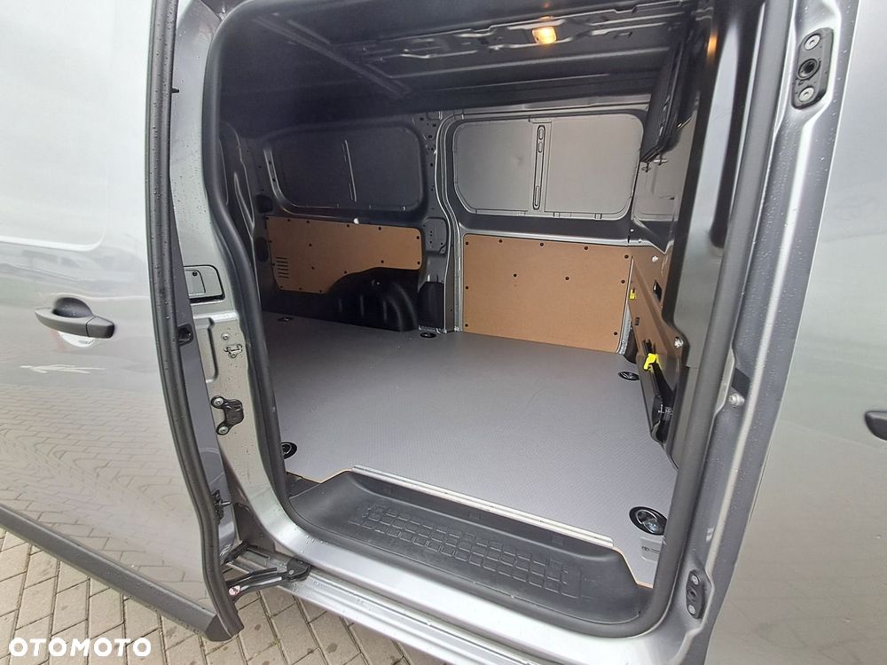 Toyota PROACE - 17