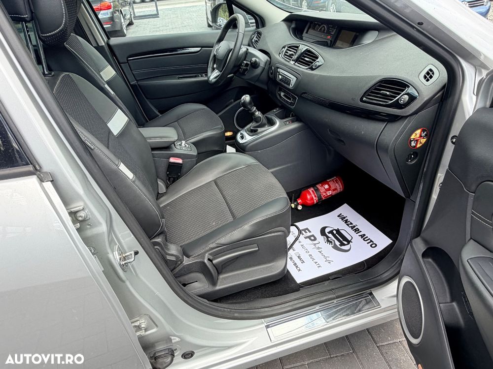 Renault Scenic - 16