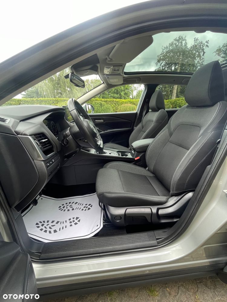 Nissan Qashqai 1.3 DIG-T MHEV N-Connecta - 27