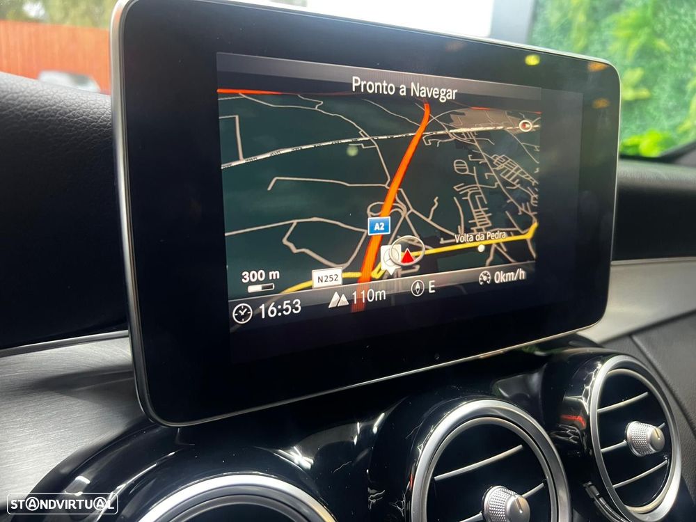 Mercedes-Benz C 300 BlueTEC Hybrid AMG Line - 29