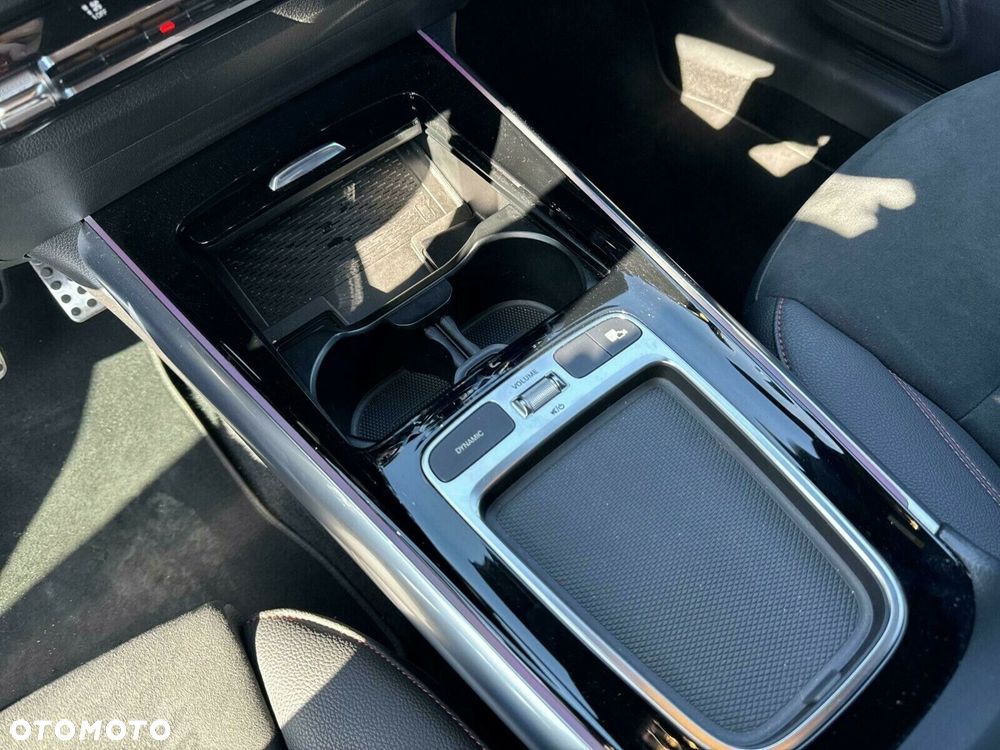 Mercedes-Benz GLA 200 AMG Line - 21