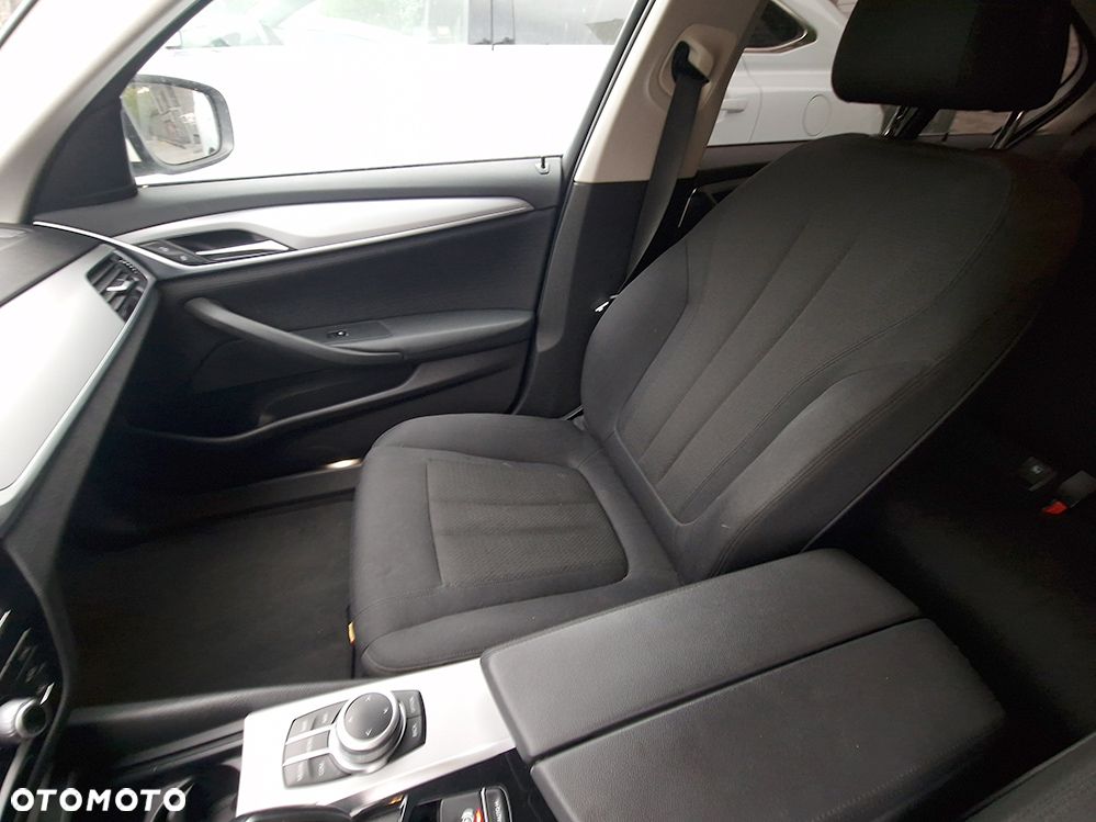 BMW X6 xDrive30d - 16