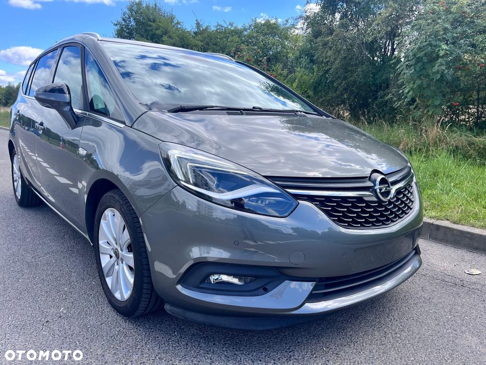 Opel Zafira - 1