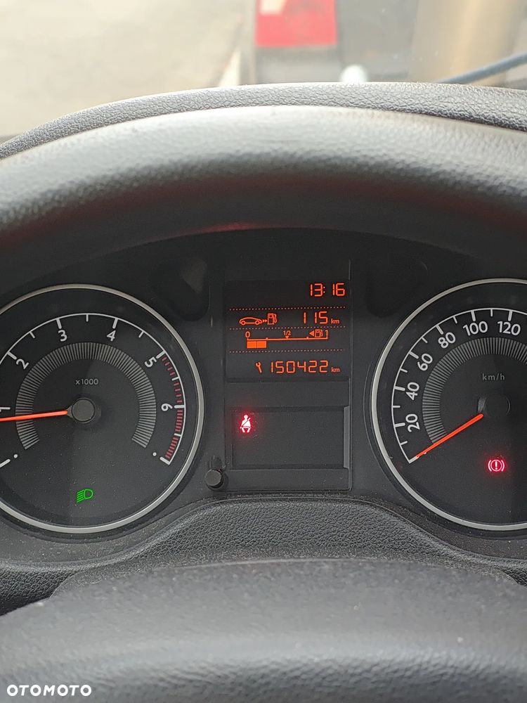 Peugeot 301 1.6 VTi Active - 14
