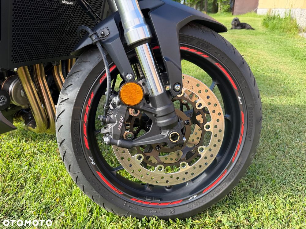 Honda Hornet - 9